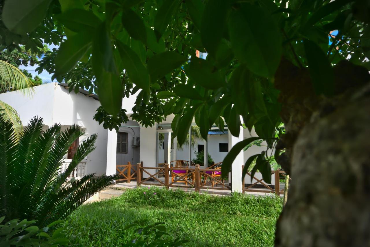 Cocolala Beach House Нунгви Экстерьер фото