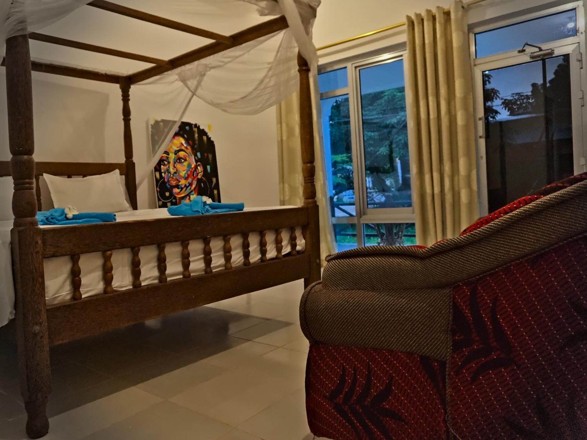 Cocolala Beach House Нунгви Номер фото
